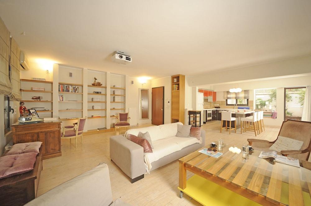 אתונה Koukaki Garden Escape Child Friendly Apartment מראה חיצוני תמונה