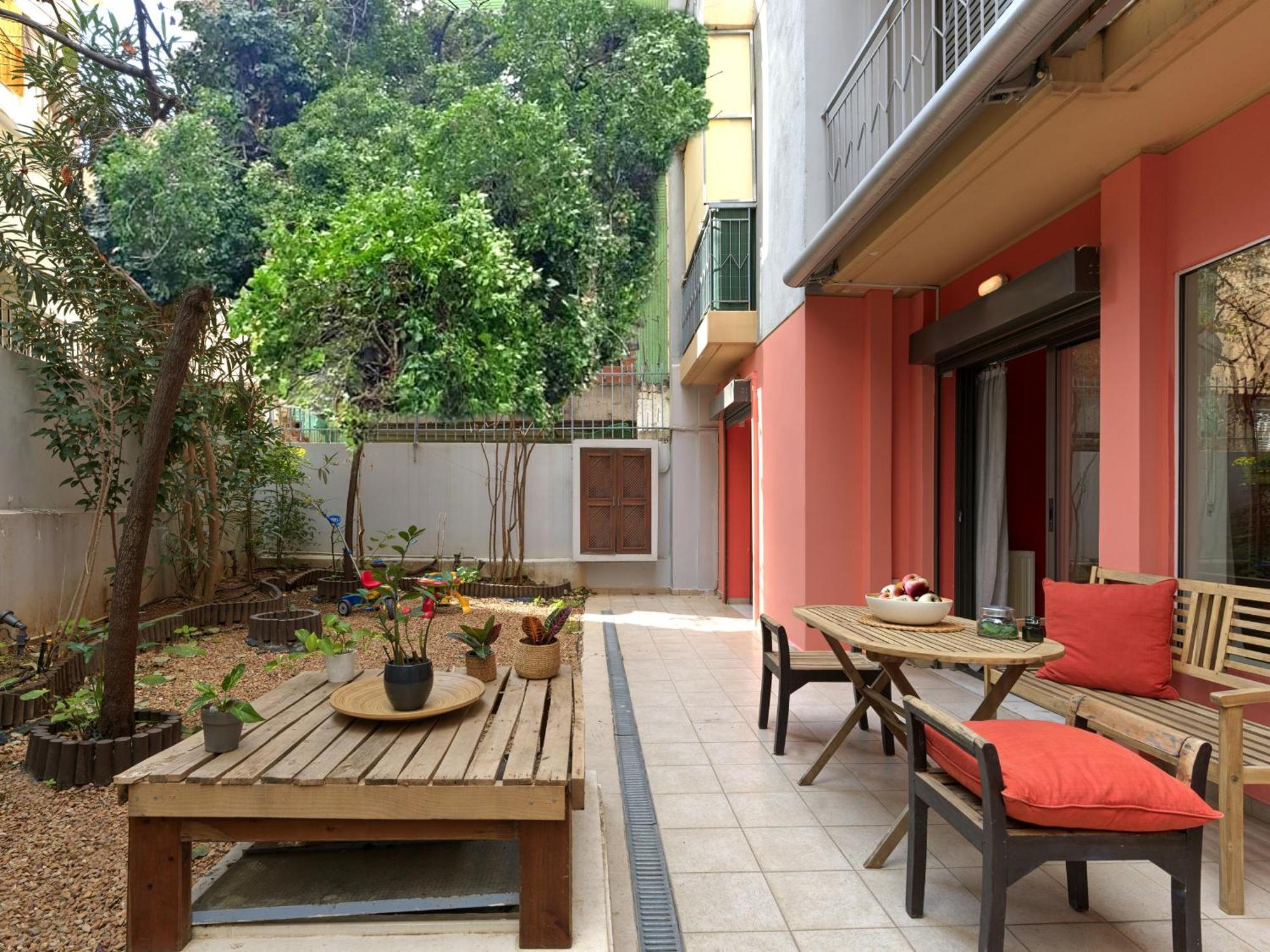 אתונה Koukaki Garden Escape Child Friendly Apartment מראה חיצוני תמונה